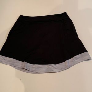 Birdies & Bows black golf skirt